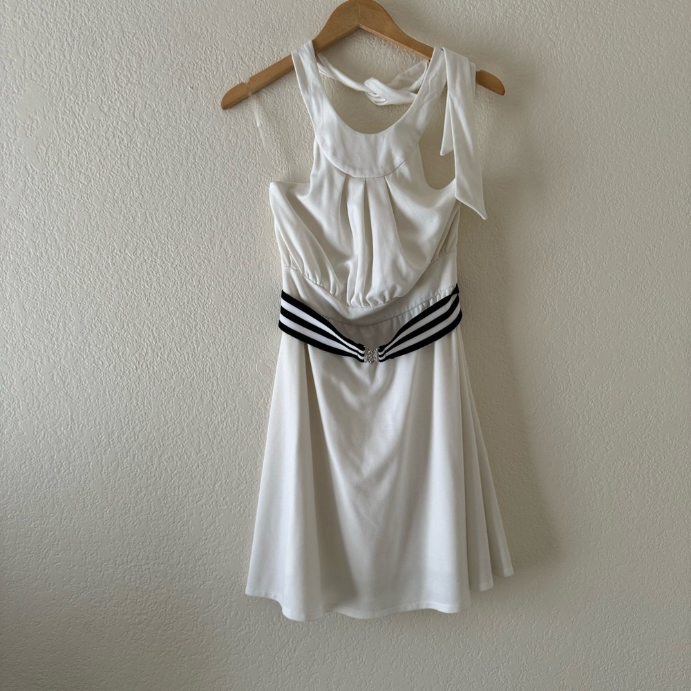 FOREVER 21 Belted Halter Dress